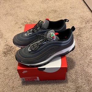 Authentic Mens size 11 Nike Air Max 97 Graphite/Obsidian-Black